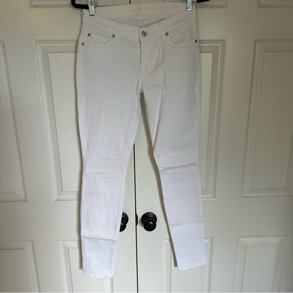 7 for all mankind Slim Illusion Skinny Jean in White sz 27